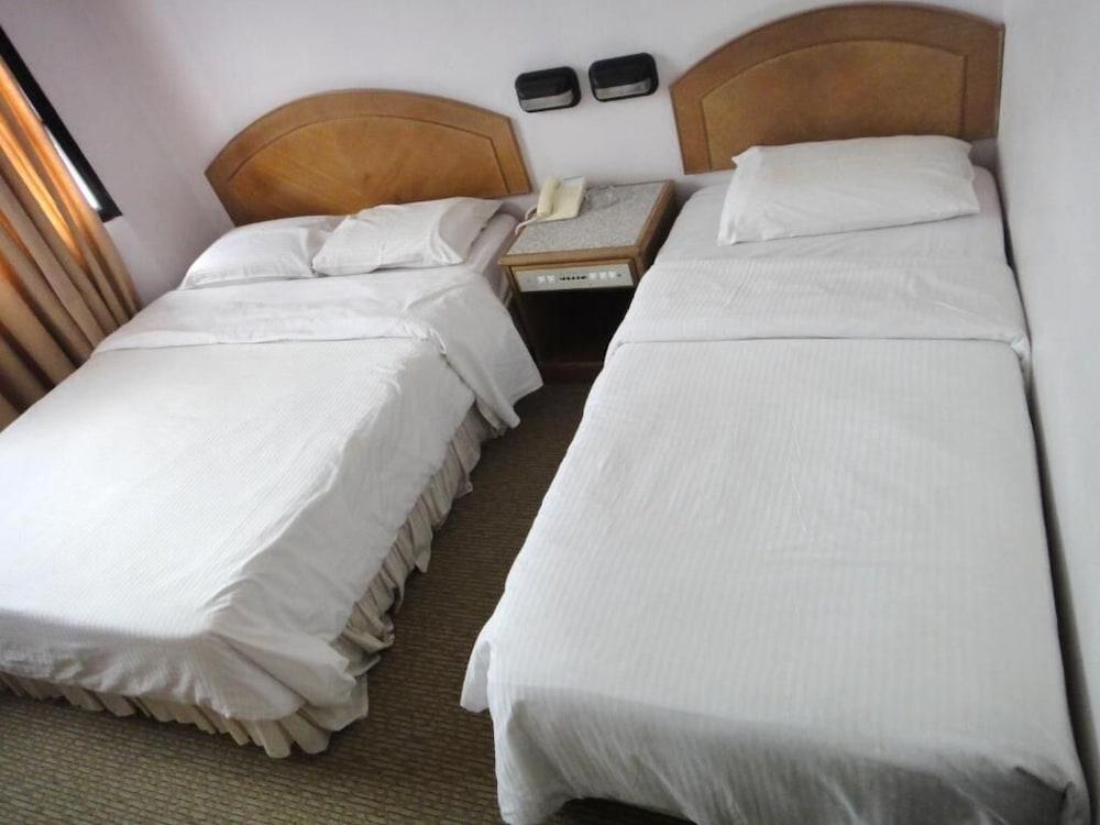 Hotel Rosa Passadena Cameron Highlands Esterno foto